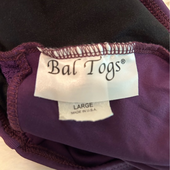 Bal Togs Dancewear size large, purple, excellent condition - Picture 3 of 3